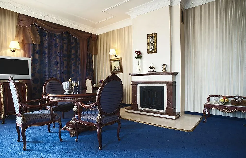 Maxi Park Hotel & Spa Sofia 4*,